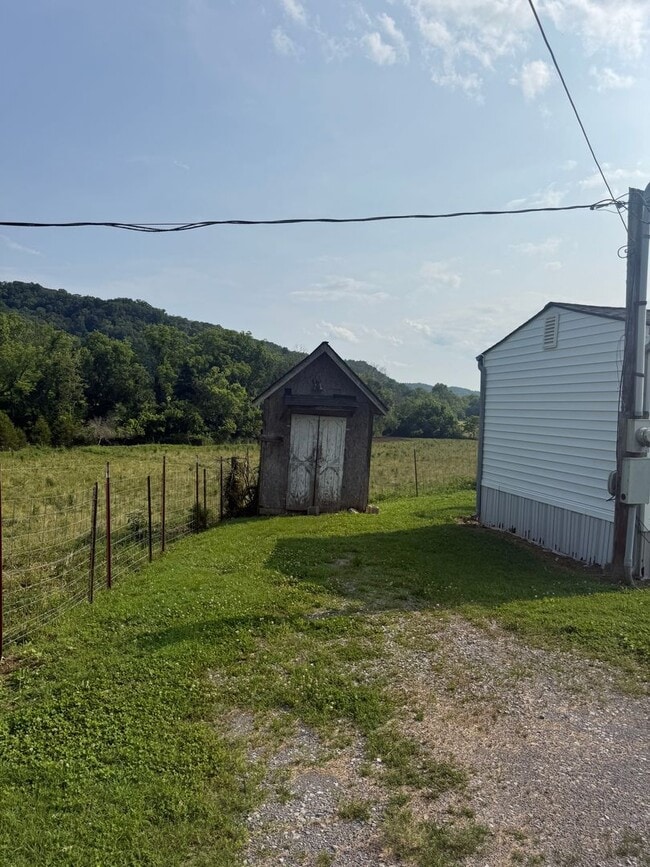 Building Photo - Andersonville 37705 - 3 bedroom, 2 bath ho...