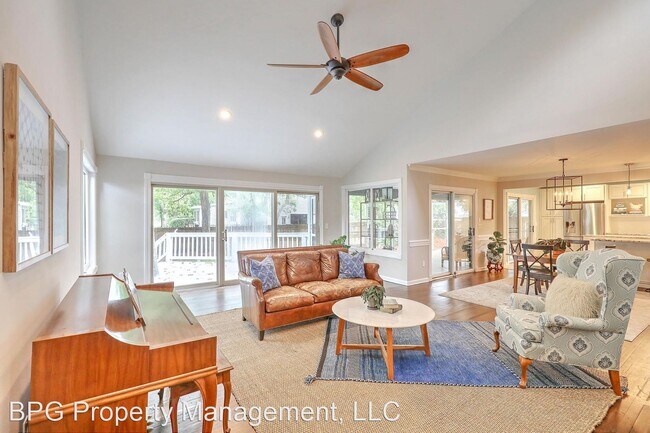 Building Photo - 3 br, 2.5 bath House - 15 Glenkirk Drive
