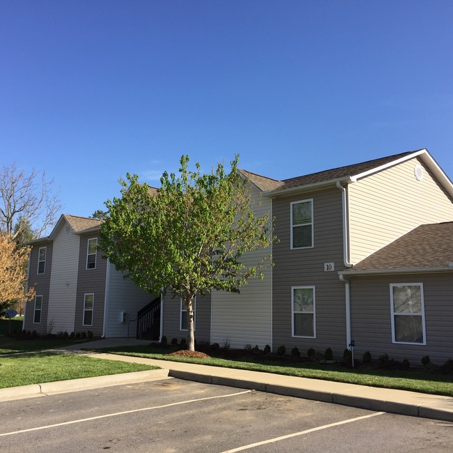 Building Photo - Weaverville Commons