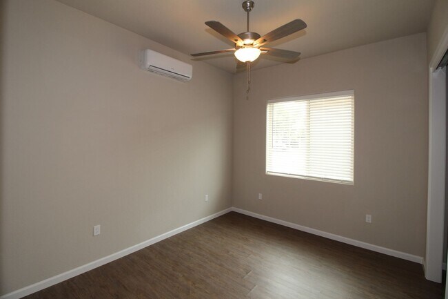 Foto del edificio - 2367 N Arthur Ave