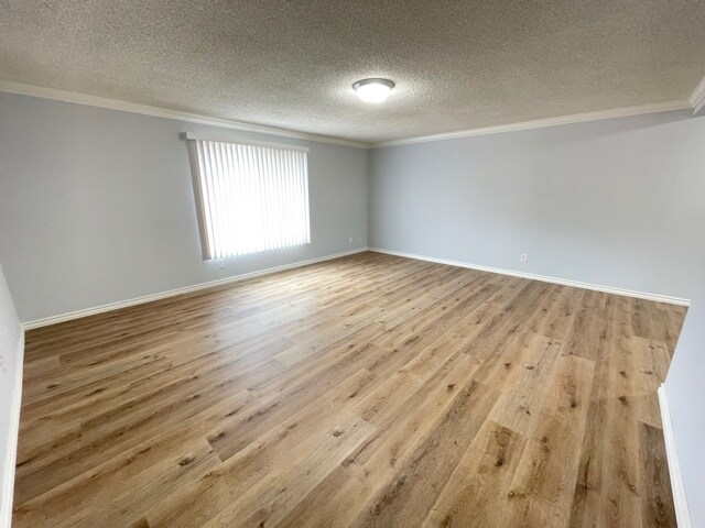 Foto del edificio - 2251 W Main St