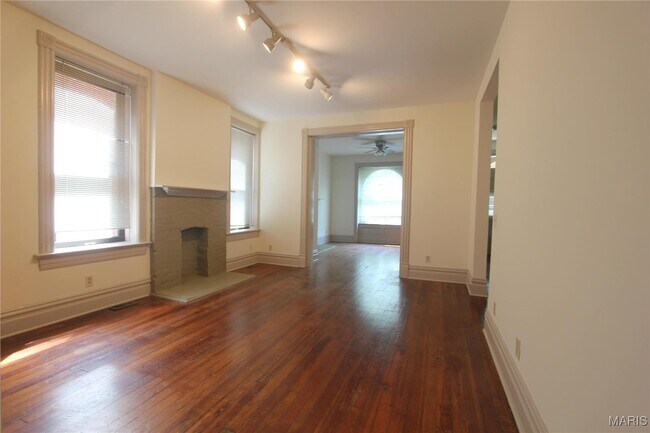 Foto del edificio - 3809 Shenandoah Ave