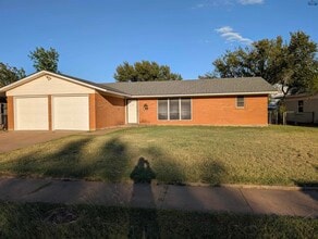 Building Photo - 3907 Peggy Dr