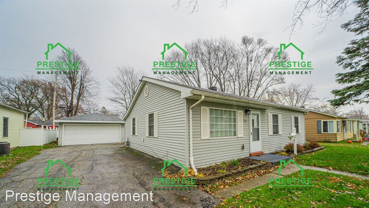 Primary Photo - 3 br, 1 bath House - 7817 Bertram Ave