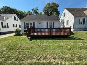 Building Photo - 2208 Lamberton St