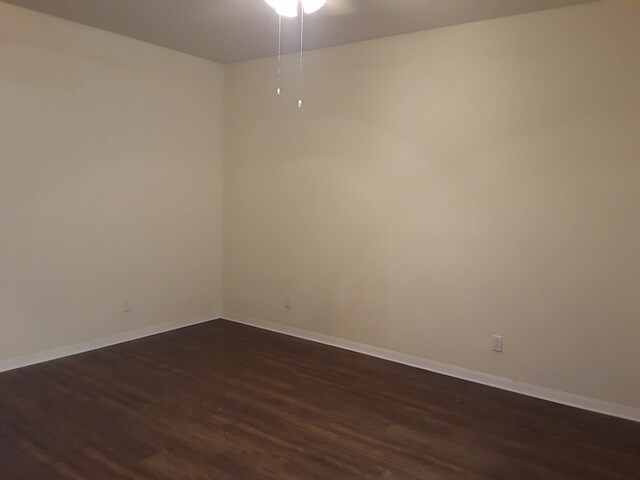 Building Photo - 9333 Stone River Place