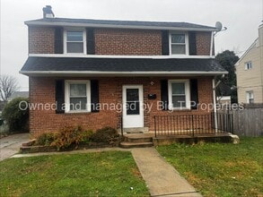 Building Photo - 107 Atlas Dr