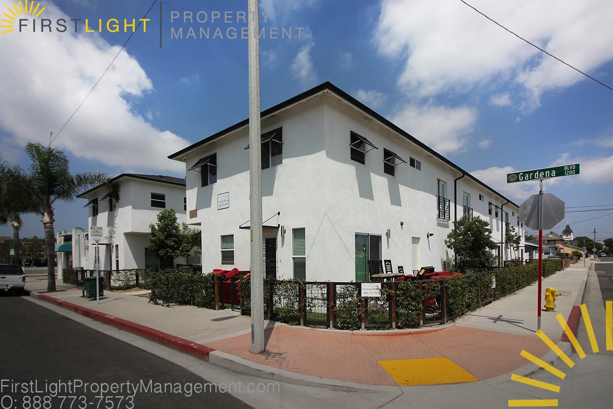 Primary Photo - 1203 W Gardena Blvd