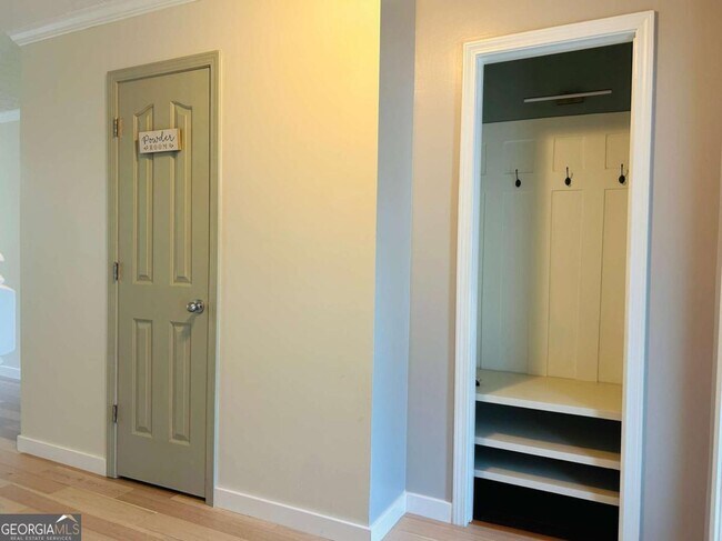 Foto del edificio - 5 Stony Oak Dr
