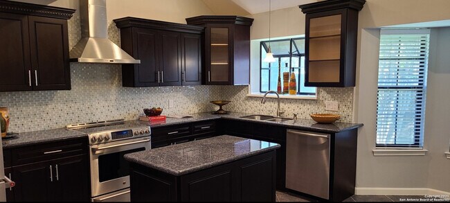 Foto del edificio - 1406 Branchwood