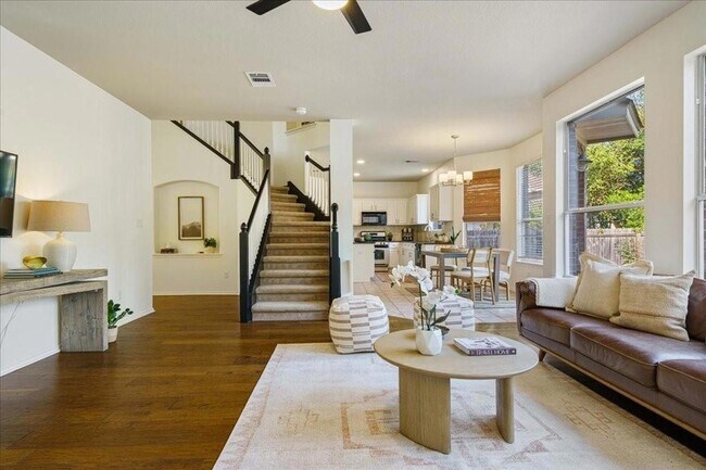 Building Photo - 5128 Bluestar Dr