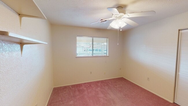 Building Photo - Newly remodeled 3 bedrooms, 2 bath home