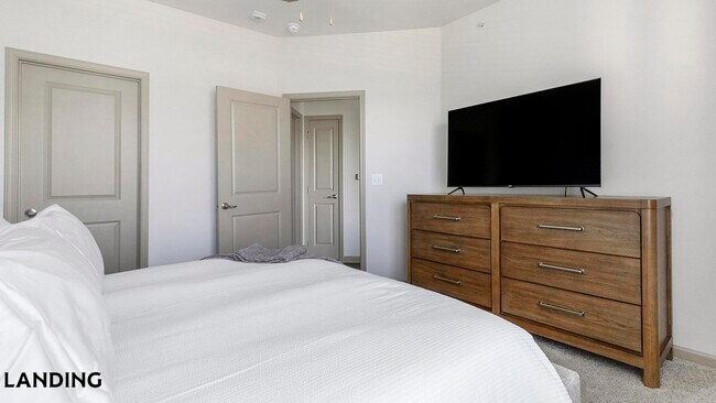 Foto del edificio - 7602 Luskey Blvd