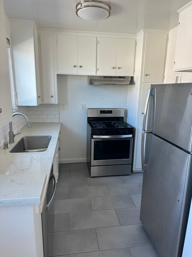 Photo - 8665 Pickford St Apartment