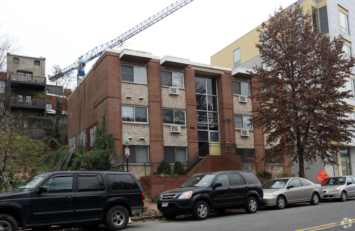 Building Photo - 1415 Florida Ave NW