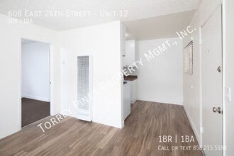 Building Photo - 608 E 24th St