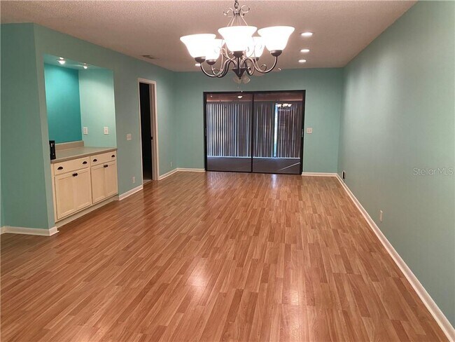 Building Photo - 1062 Medinah Dr
