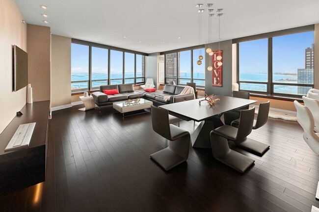 Building Photo - 600 N Lake Shore Dr