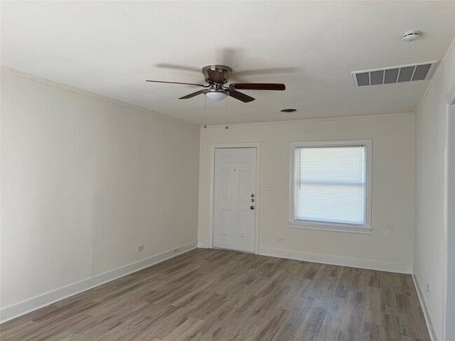 Foto del edificio - 815 17th Ave N