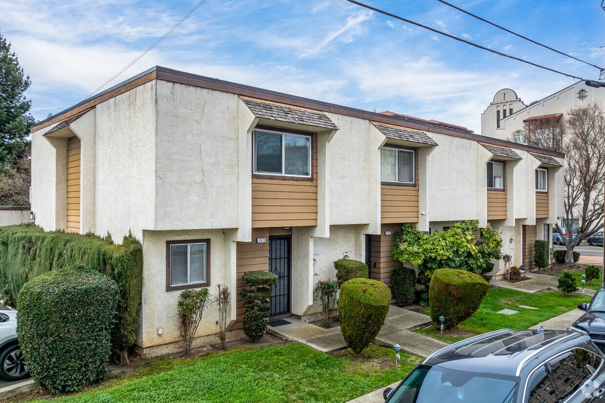 Primary Photo - San Leandro Senior Apartments