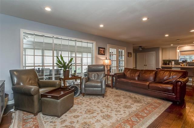 Foto del edificio - 4701 Barkridge Trail