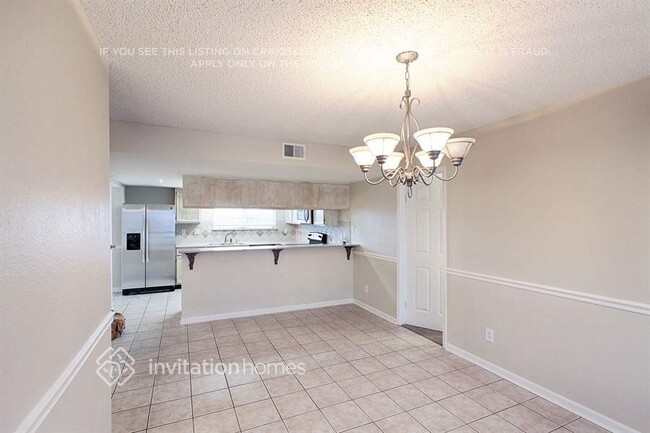 Foto del edificio - 2401 Forestmeadow Dr