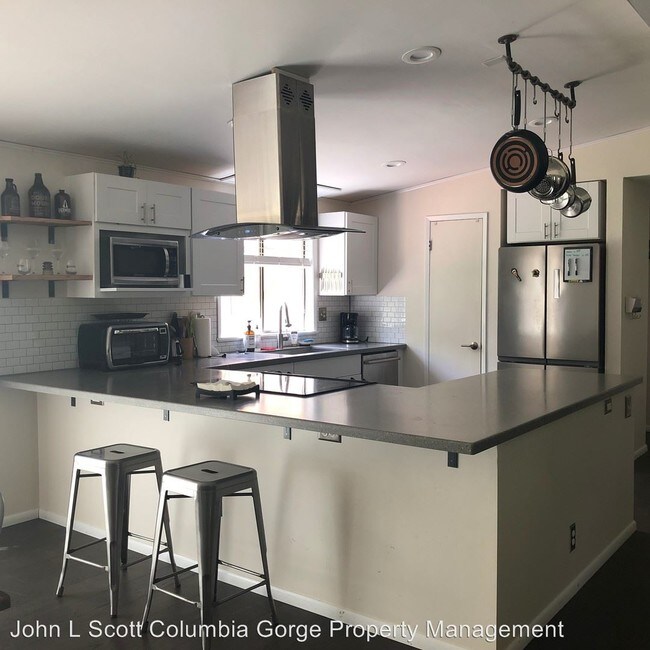 Foto del edificio - 2 br, 2 bath House - 688 Dry Creek Rd.