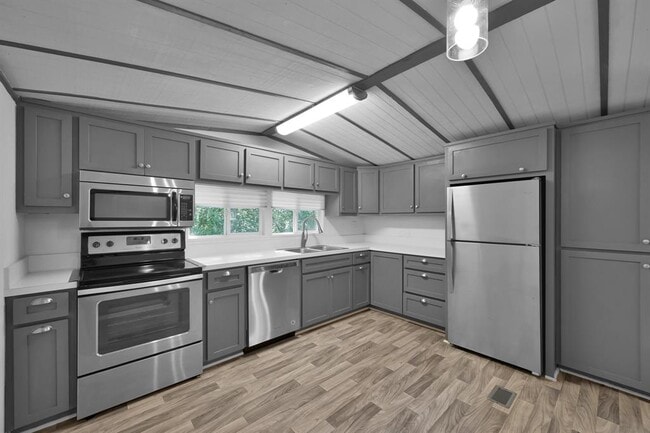 Building Photo - 6432 Longmire Rd