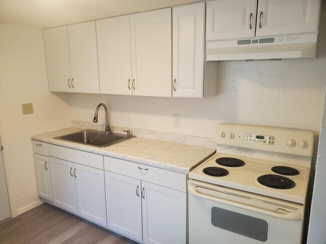 Foto del edificio - 301-303 SW 3RD TERRACE