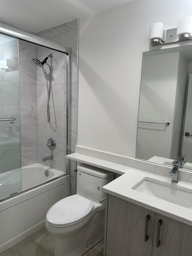 Building Photo - 6985 Canada Wy