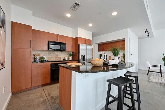 Foto del edificio - 2124 E 6th St