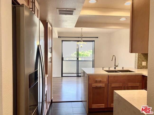 Building Photo - 12412 Texas Ave