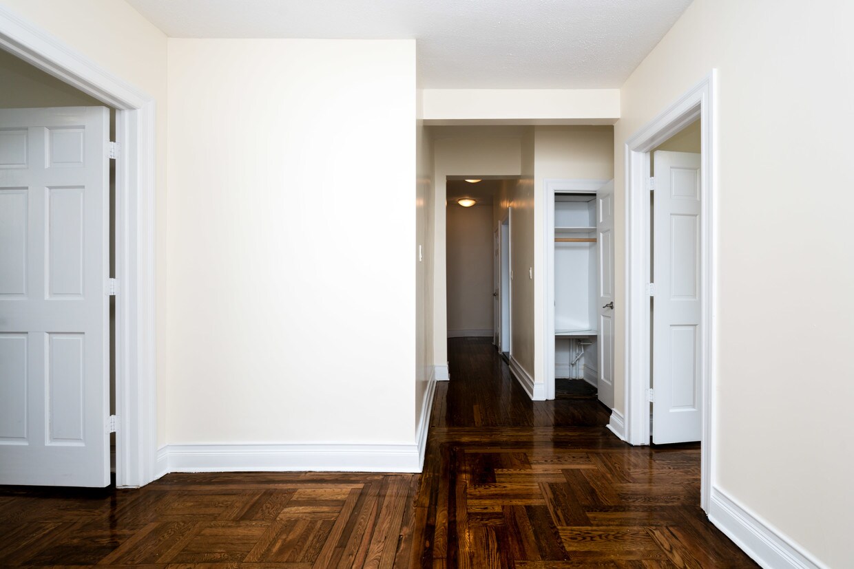Foto principal - 432 Suydam St