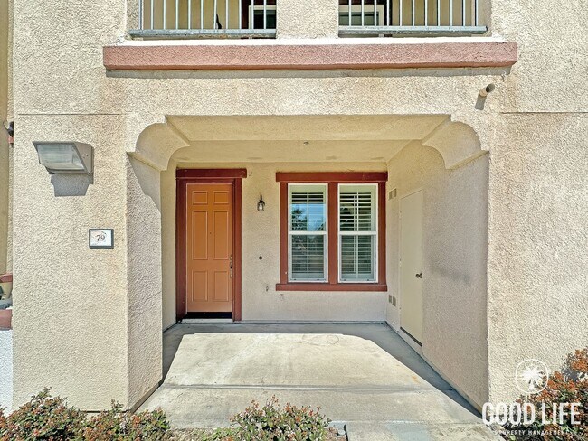 Foto del edificio - 3-Level 3BR Otay Ranch Home | 1,602 Sq Ft with Garage, Balcony & Gated Community