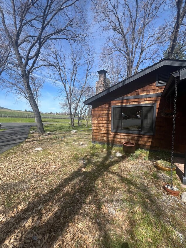Foto principal - One of a kind rural cottage with use of sh...