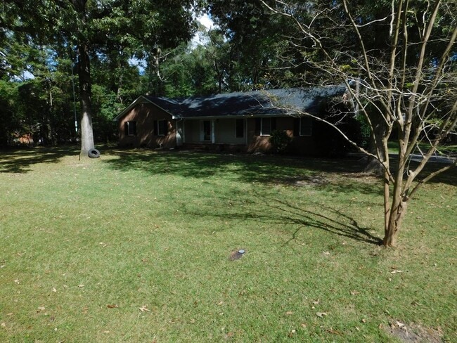 Building Photo - 278 Gatewood Dr