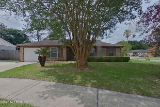 Building Photo - 8252 Yolanda Ct