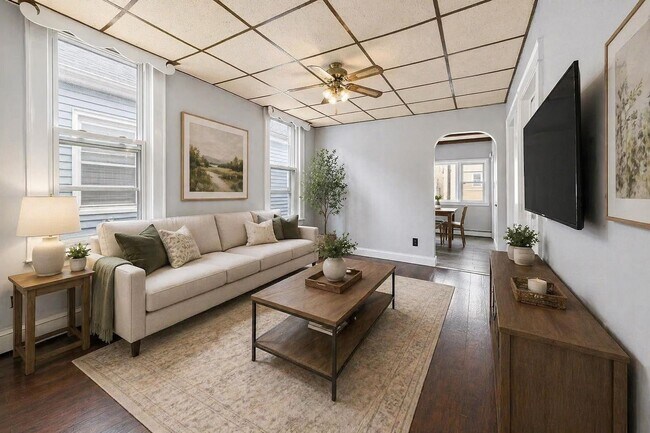 Foto del edificio - 28 E 49th St