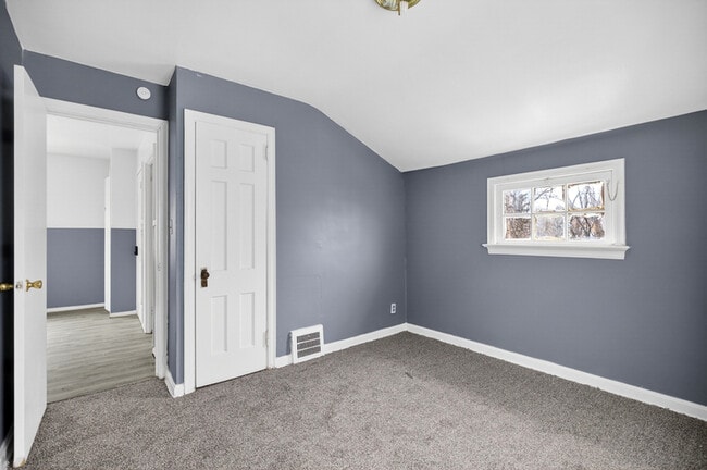 Foto del edificio - 12708 Craven Ave