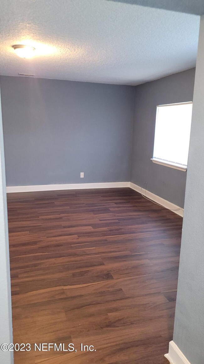 Building Photo - 5548 Windermere Dr