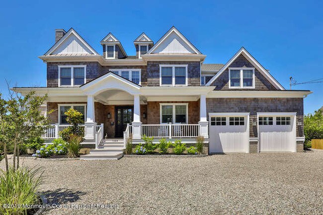 Foto del edificio - 1328 N Ocean Ave
