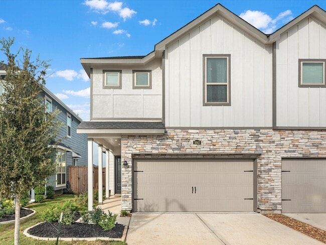 Building Photo - 5642 Amber Brook Ln