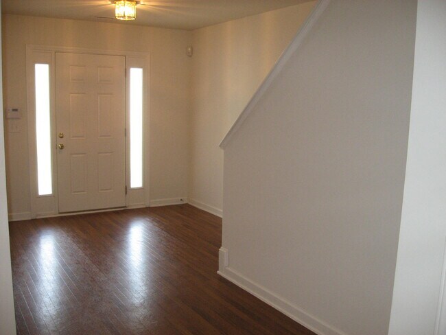 Foto del edificio - 1624 Brown Owl Dr