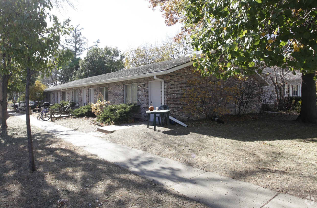 Foto del edificio - 2825 N 47th St