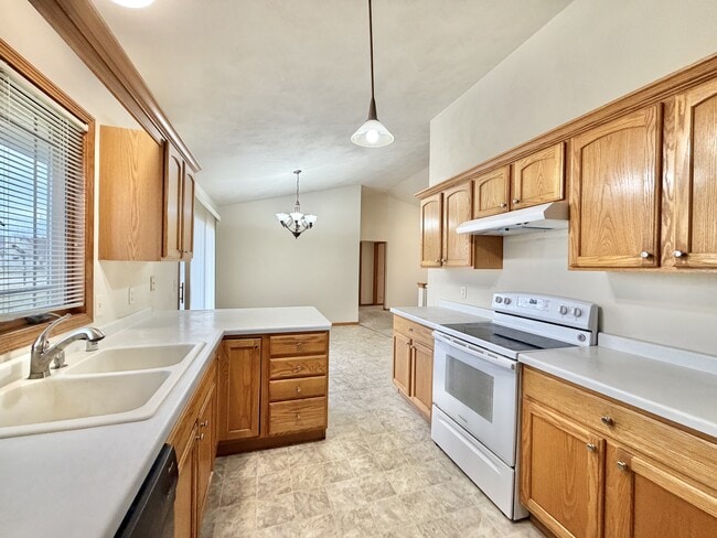 Foto del edificio - 2402 Stonefield Ln