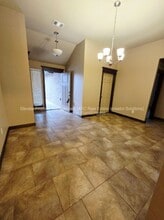 Building Photo - 2215 Kintyre Rd