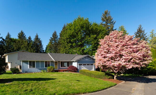 Photo - 12920 SE 157th Pl (Renton, WA) House