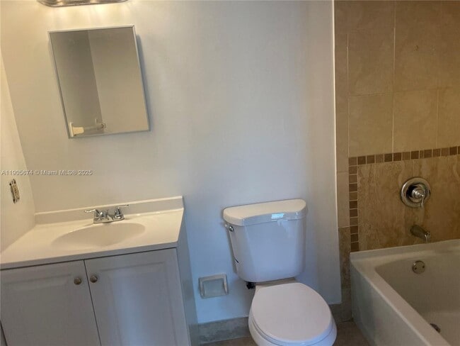 Foto del edificio - 2055 SW 122nd Ave