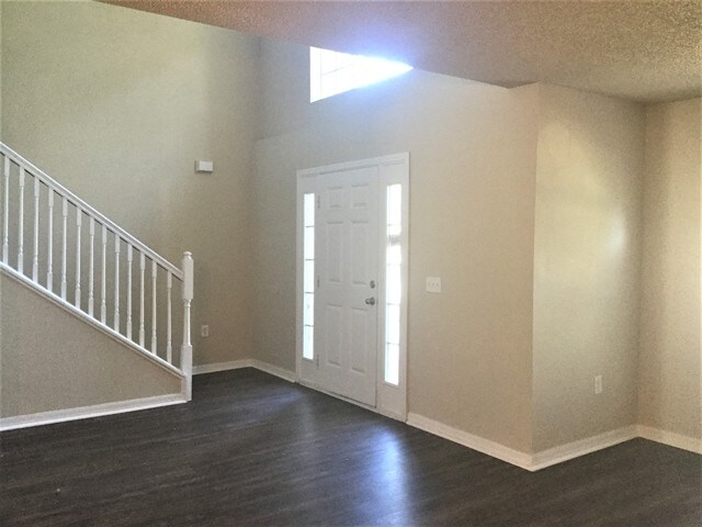 Foto del edificio - 459 Danube Drive