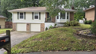 Building Photo - 508 NE Johnston Dr